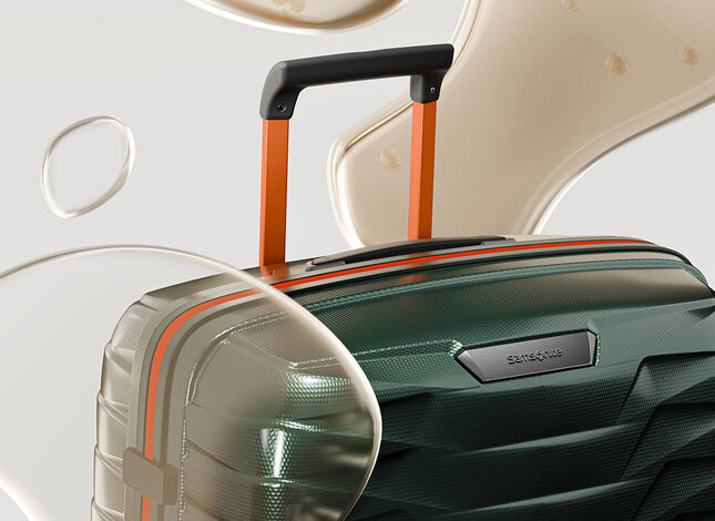 REALIZZATO CON MATERIALI RICICLATI