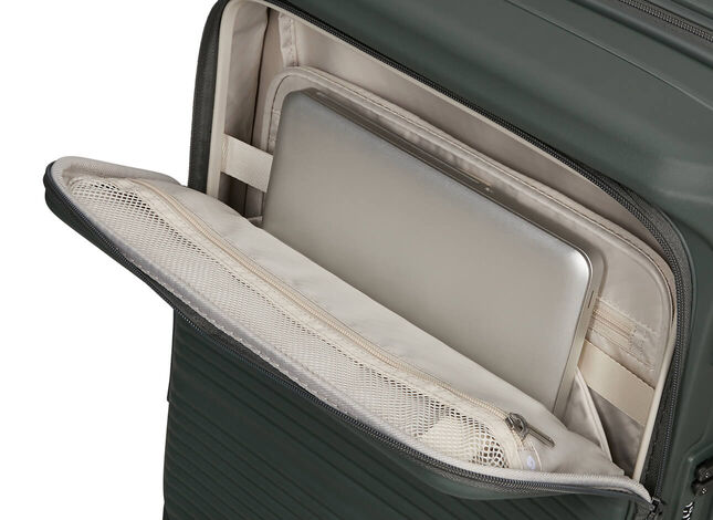 Tasca frontale di facile accesso