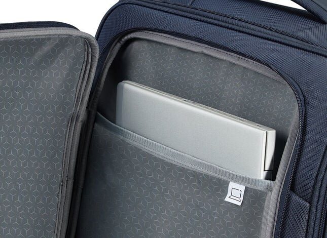 Tasca frontale con comparto per laptop