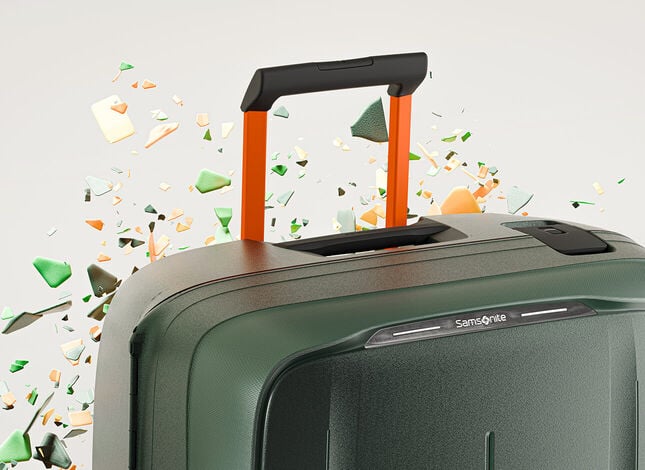 REALIZZATO CON MATERIALI RICICLATI