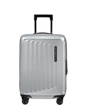 Nuon Trolley espandibile (4 ruote) 55cm 55 x 40 x 20/23 cm | 2.5 kg Nuon Trolley espandibile (4 ruote) 55cm 55 x 40 x 20/23 cm | 2.5 kg