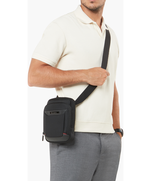 Pro-DLX 6 Tracolla  S 22 x 15.5 x 6 cm | 0.2 kg Pro-DLX 6 Tracolla  S 22 x 15.5 x 6 cm | 0.2 kg