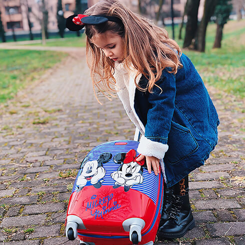 Un pizzico di magia viaggiando con la nostra collezione di Topolino e Minnie